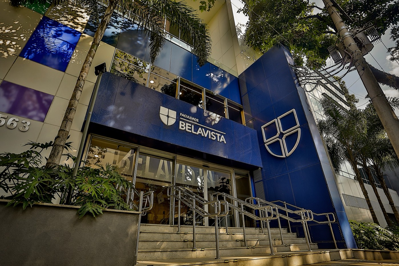 Fachada da Faculdade Belavista